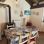 Petit Royal - Maisons De Charme Valle D'aosta - Per 6 Persone - Con Balcone, Giardino E Soppalco *