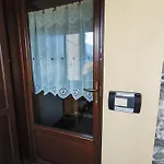 Petit Royal - Maisons De Charme Valle D'aosta - Per 6 Persone - Con Balcone, Giardino E Soppalco