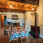 Petit Royal - Maisons De Charme Valle D'aosta - Per 6 Persone - Con Balcone, Giardino E Soppalco *