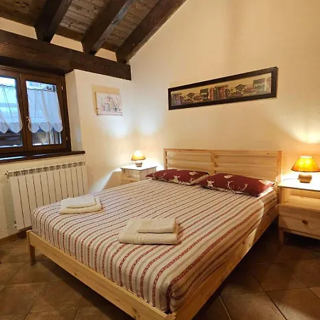 Petit Royal - Maisons De Charme Valle D'aosta - Per 6 Persone - Con Balcone, Giardino E Soppalco