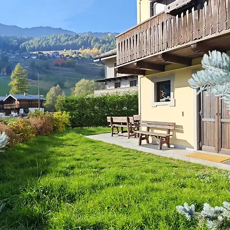 Petit Royal - Maisons De Charme Valle D'aosta - Per 6 Persone - Con Balcone, Giardino E Soppalco Apartamento