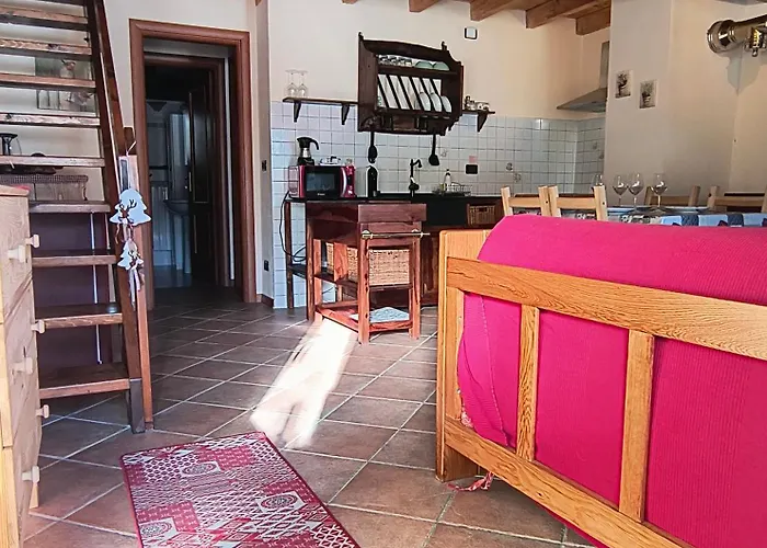 Petit Royal - Maisons De Charme Valle D'aosta - Per 6 Persone - Con Balcone, Giardino E Soppalco * Champoluc