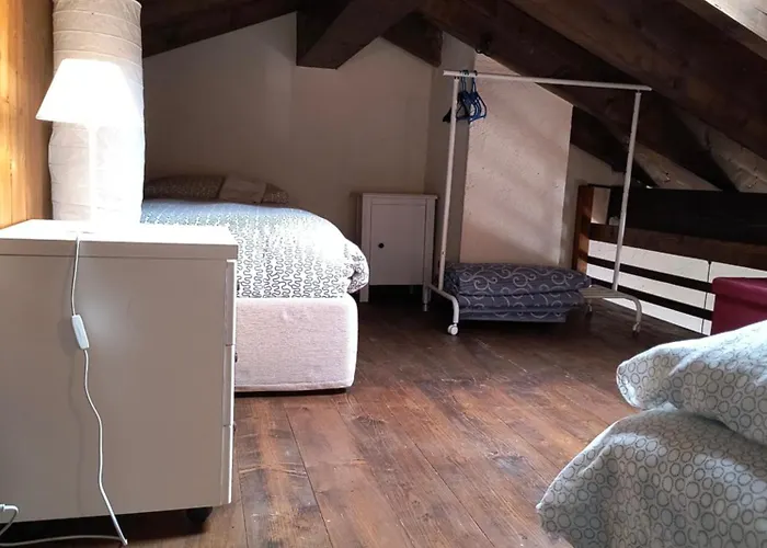 Apartment Petit Royal - Maisons De Charme Valle D'aosta - Per 6 Persone - Con Balcone, Giardino E Soppalco